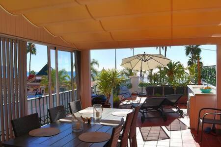 Apartamento En Primera Linea De Playa ネルハ エクステリア 写真